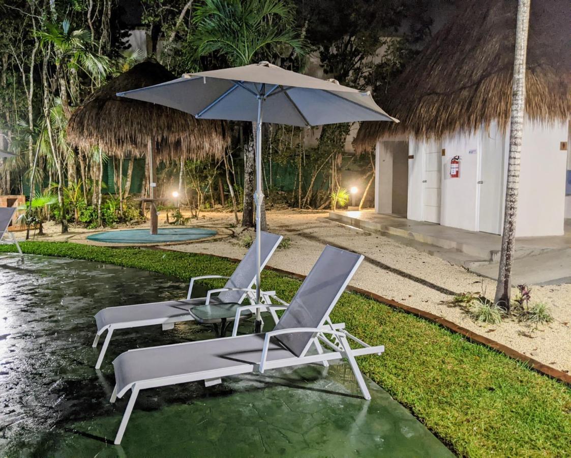 2-Bedroom Condo By The Jungle W/ Swimming Pool Puerto Morelos Ngoại thất bức ảnh