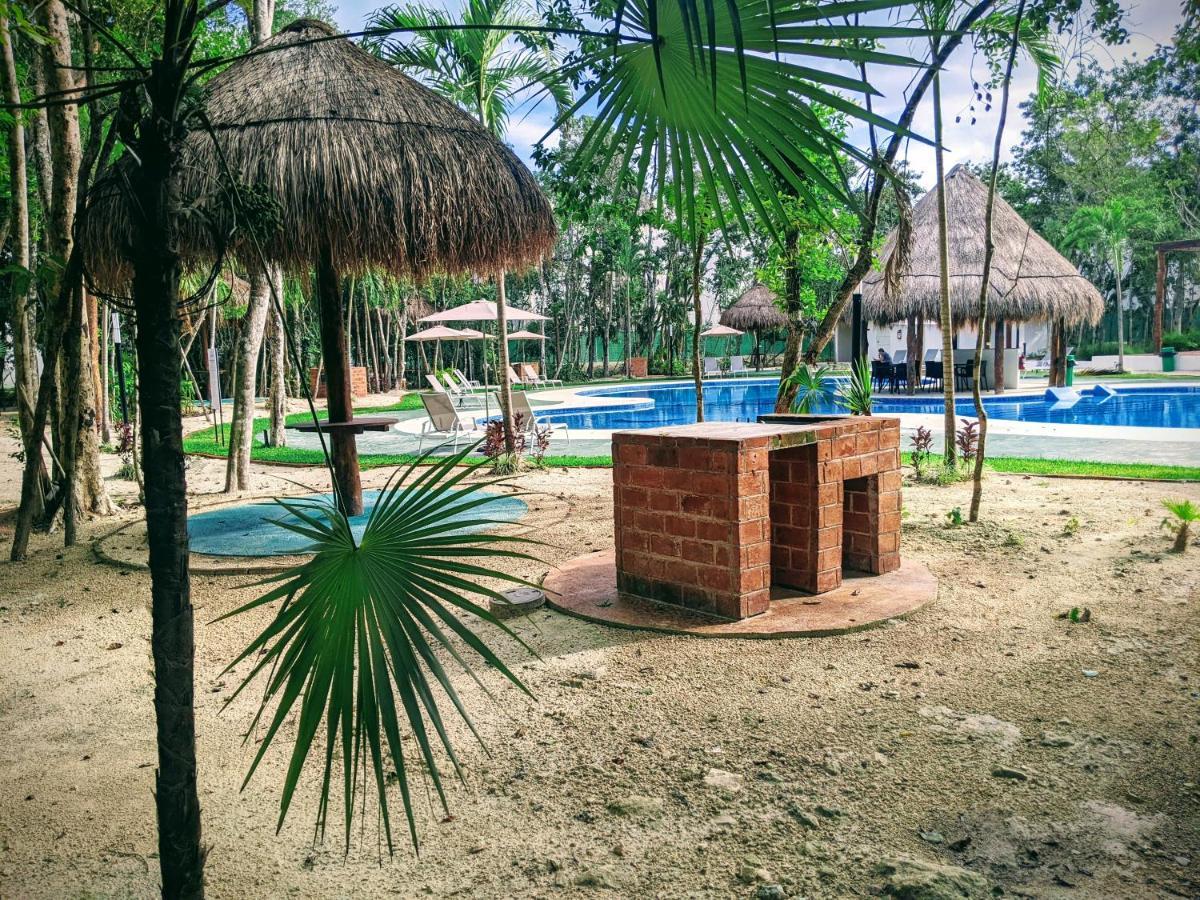 2-Bedroom Condo By The Jungle W/ Swimming Pool Puerto Morelos Ngoại thất bức ảnh